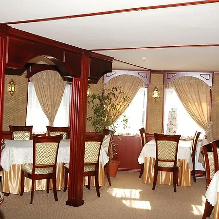 Bogdan Khmelnytskyi Hotel Kyiv