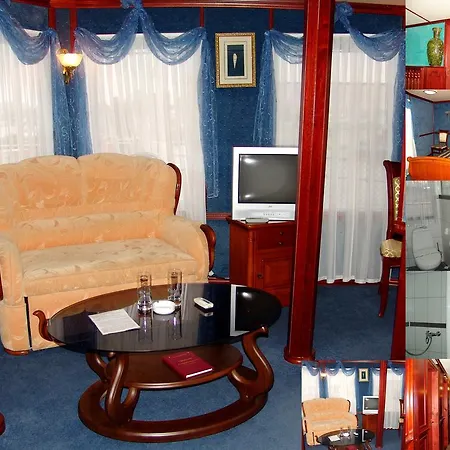 Bogdan Khmelnytskyi Hotel 3*