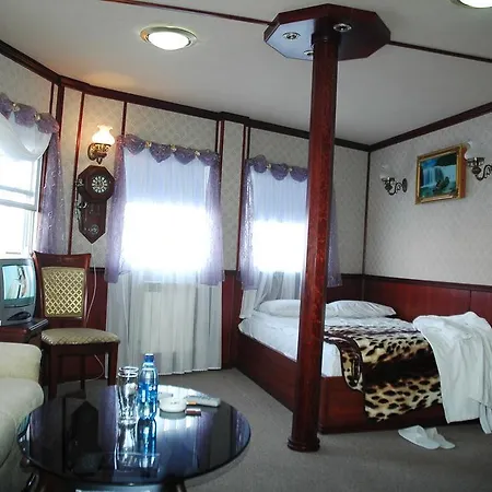 Hotel Bogdan Khmelnytskyi Kyjev